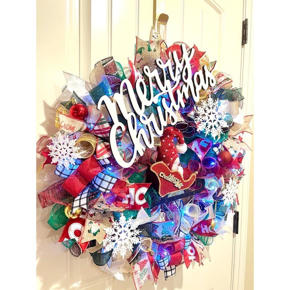 Handmade Christmas Gnome in Sleigh Holiday Ribbon Door Wreath 26 ins LED XLW2 - Picture 3 of 11